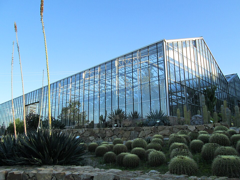 Jardín Botánico Mora i Bravard（Spain）