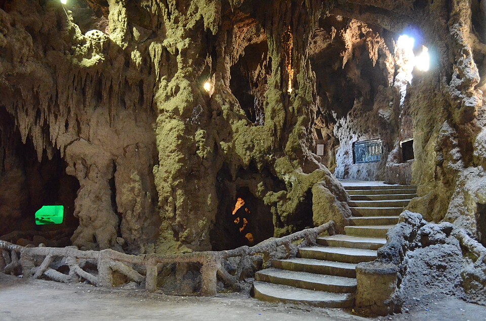Aquarium Grotto Garden（Egypt）