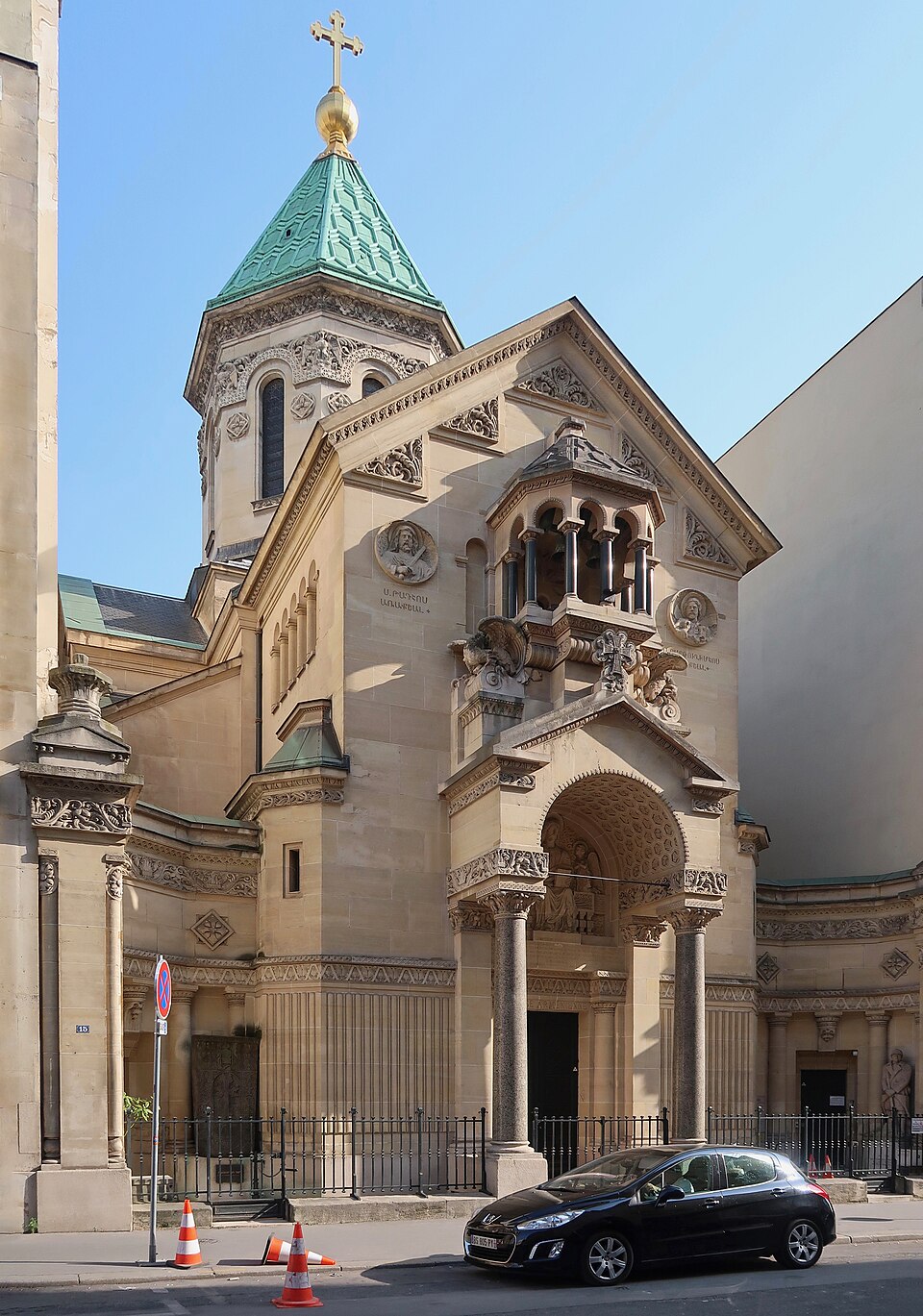 Armenian Cathedral of St. John the Baptist（France）