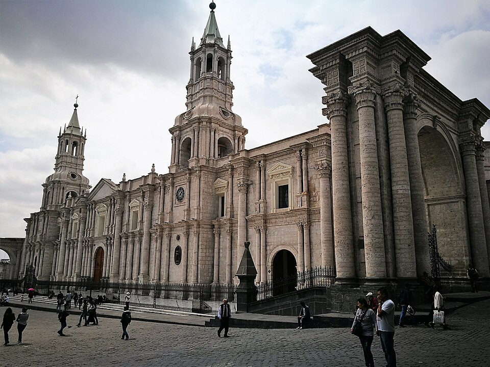 Basilica Cathedral of Arequipa（Peru）