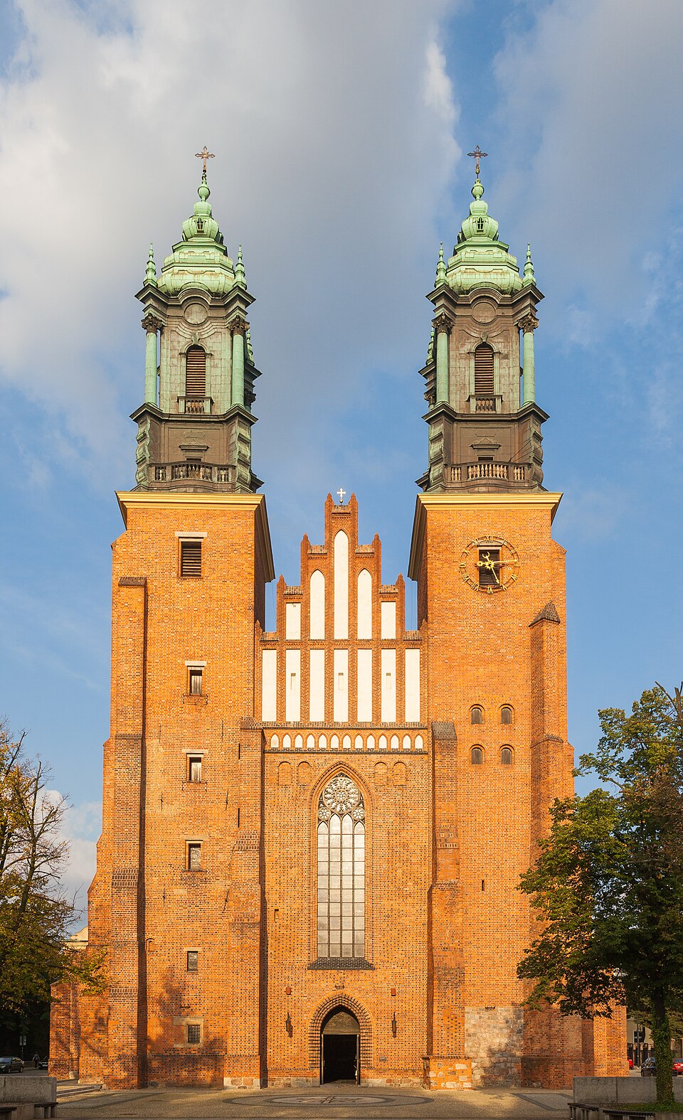Archcathedral Basilica of St. Peter and St. Paul（Poland）