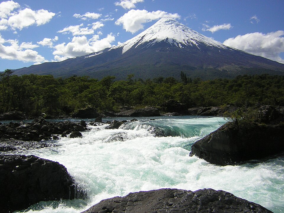 Vicente Pérez Rosales National Park（Chile）