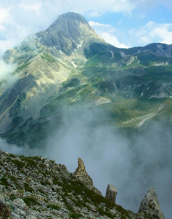 Gran Sasso e Monti della Laga National Park（Italy）