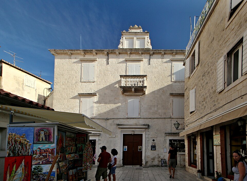 Garagnin-Fanfogna Palace（Croatia）