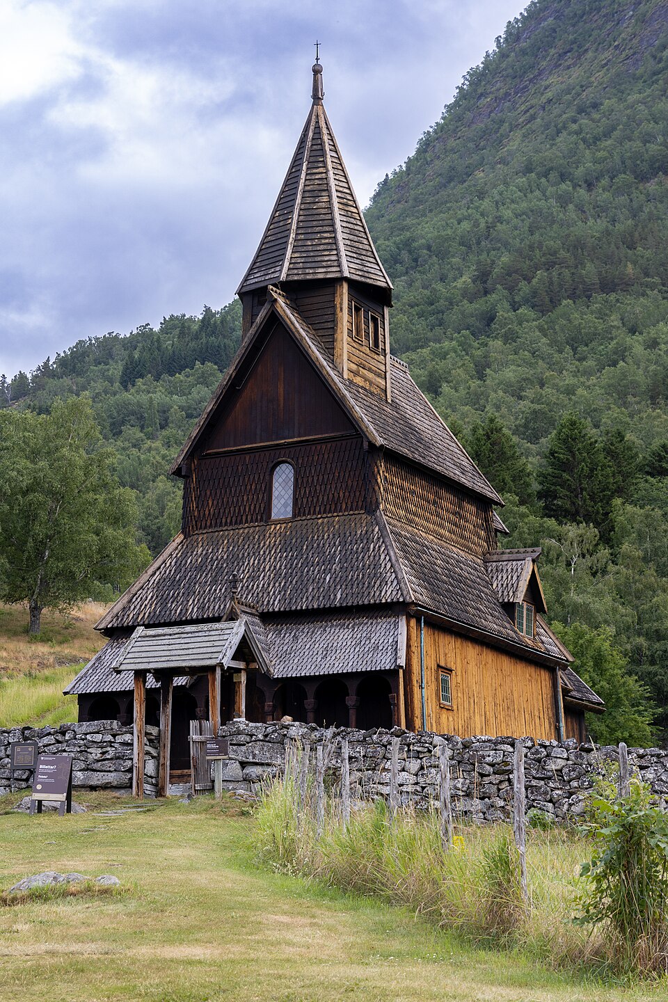 Urnes Stave Church（Norway）