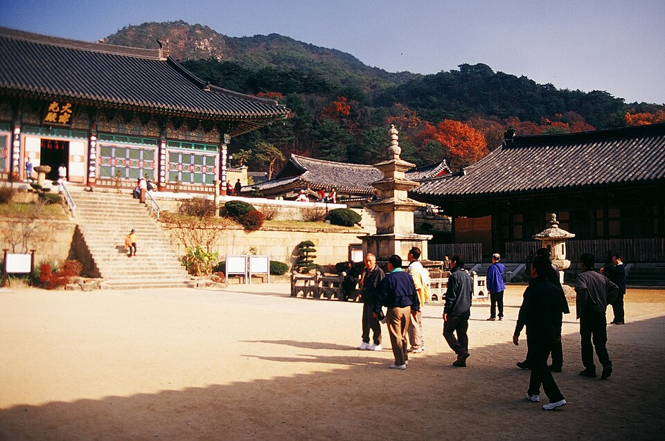 Haeinsa Temple Janggyeong Panjeon, the Depositories for the Tripitaka Koreana Woodblocks（South Korea）