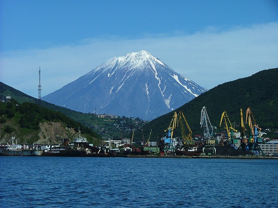 Volcanoes of Kamchatka（Russia）