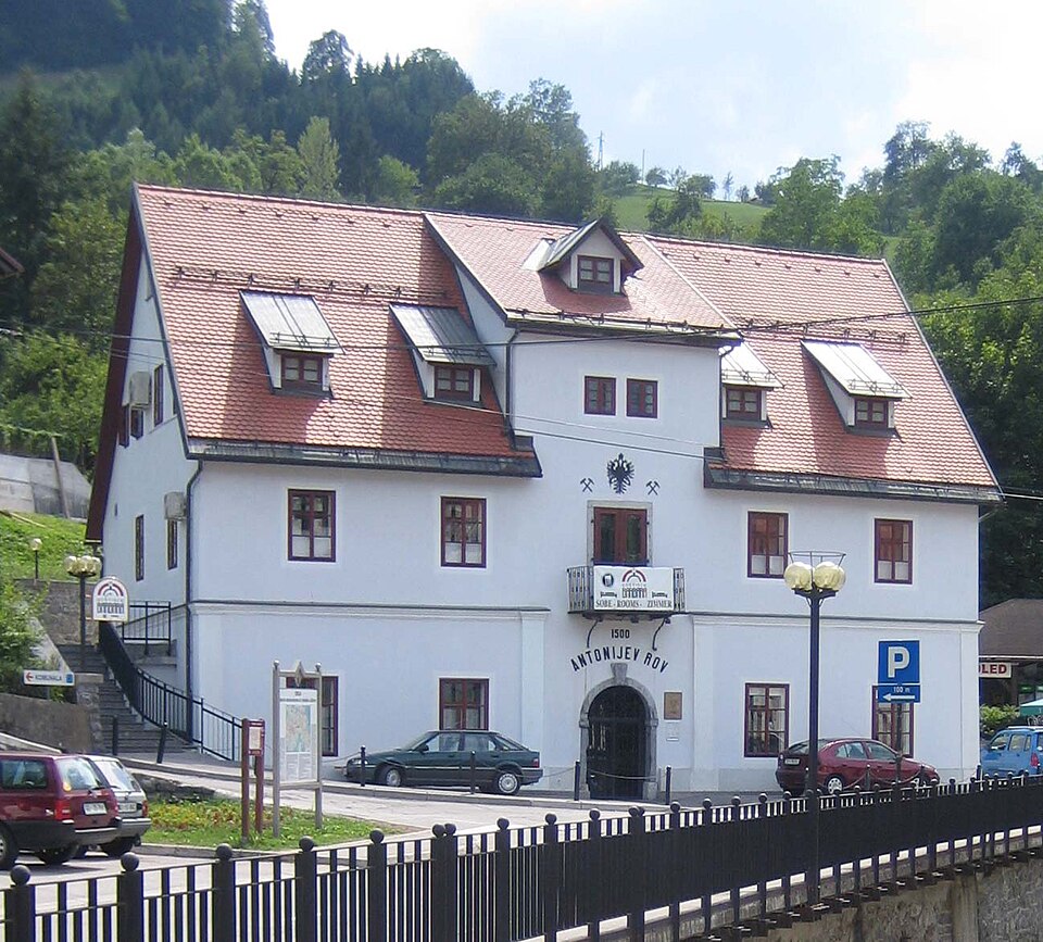 Heritage of Mercury. Almadén and Idrija（Spain）