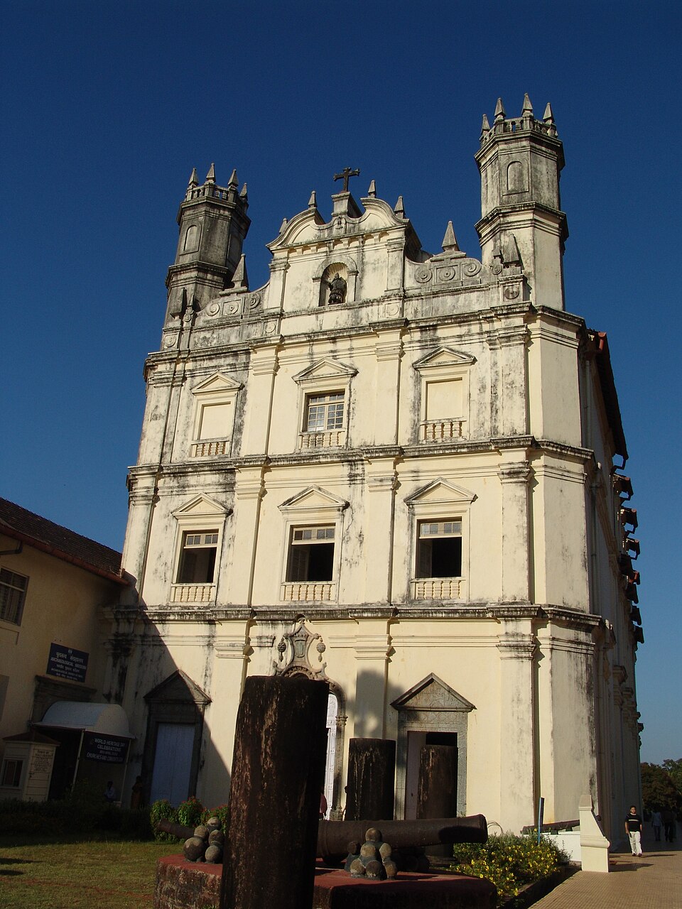 Churches and Convents of Goa（India）
