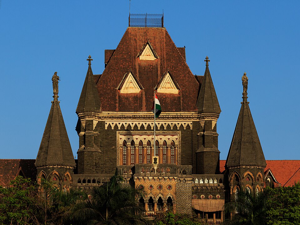 Victorian Gothic and Art Deco Ensembles of Mumbai（India）